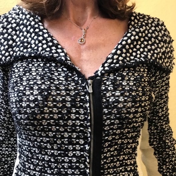 Zip up sweater - Picture 2 of 5